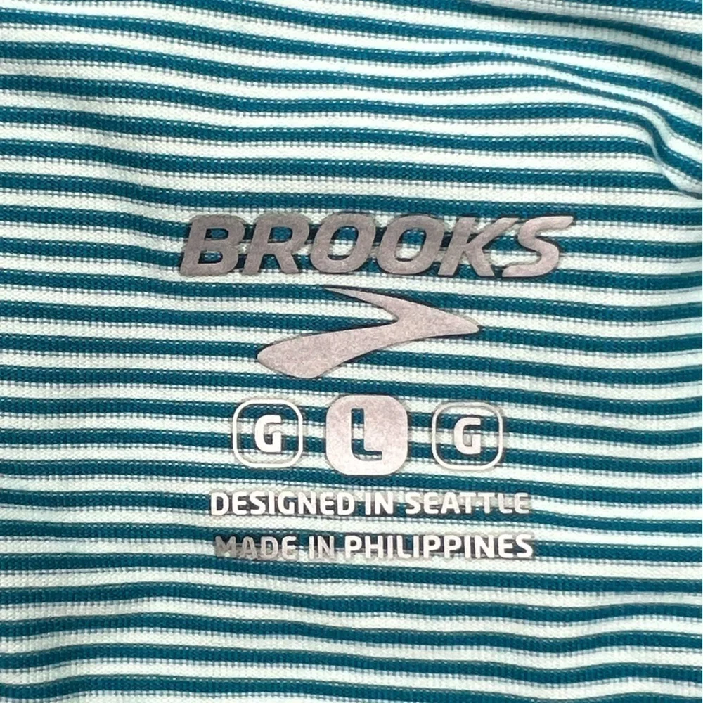 Brooks Turquoise Blue Striped Lightweight Run Happy Long Sleeve Hoodie -Sz Large